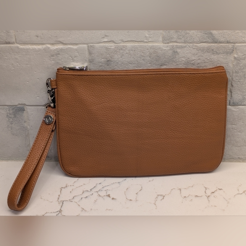 Jewell By Thirty One Leather Wristlet - EUC 9.5x6.5 Inches Tan
